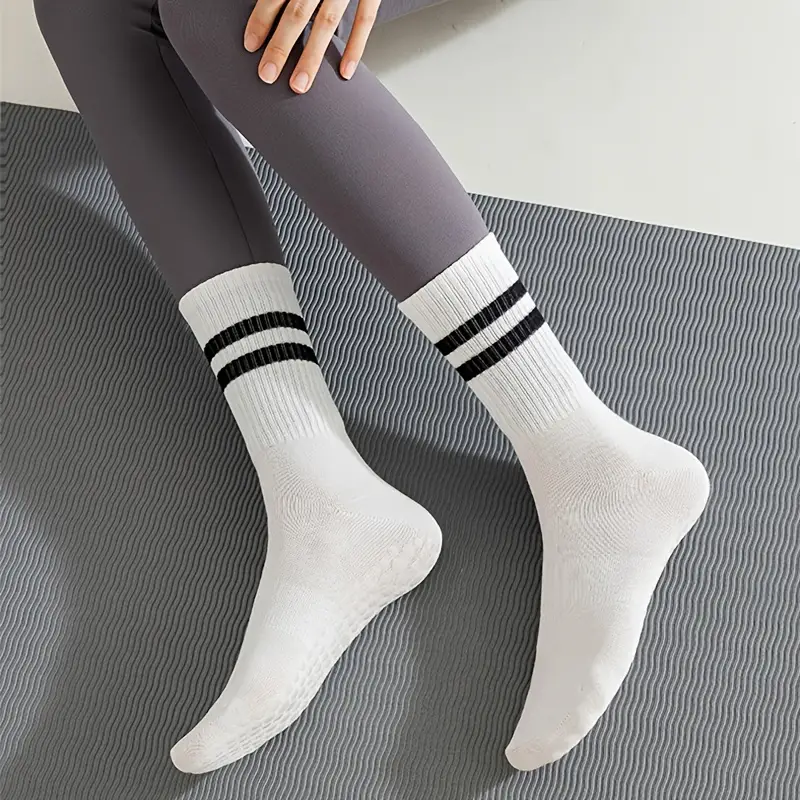 Professional Long Tube Over Knee Yoga Socks Women Non Slip Sports Socks  Warm Dance Socks Yoga Cotton Hosiery Soccer Sports Long Tube Stocking  Striped