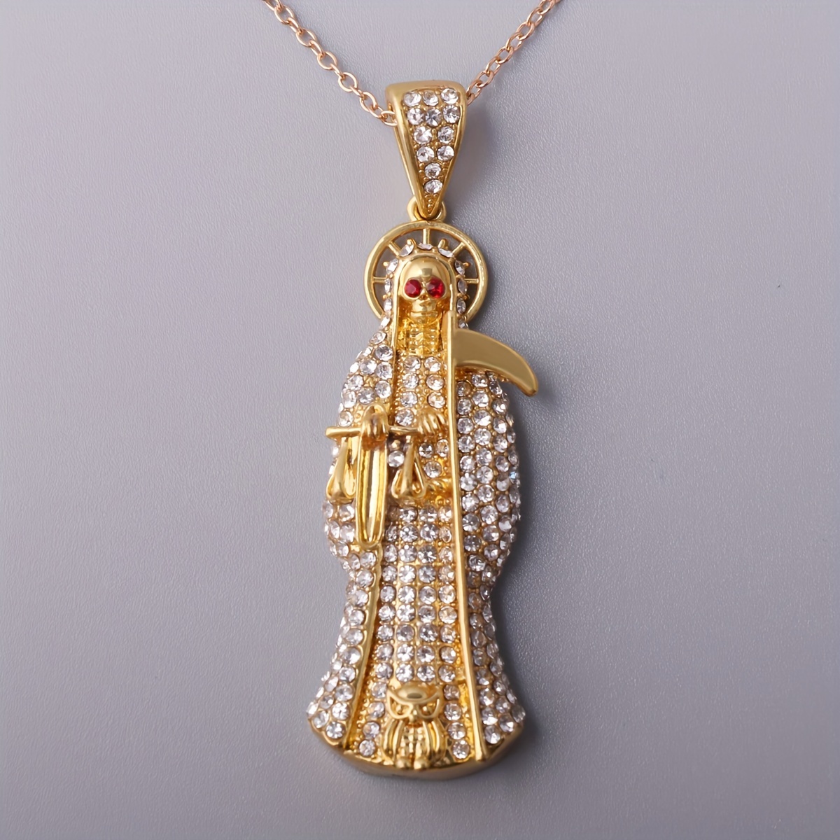 

A Hip-hop Style Pendant Necklace For Men, Colors.