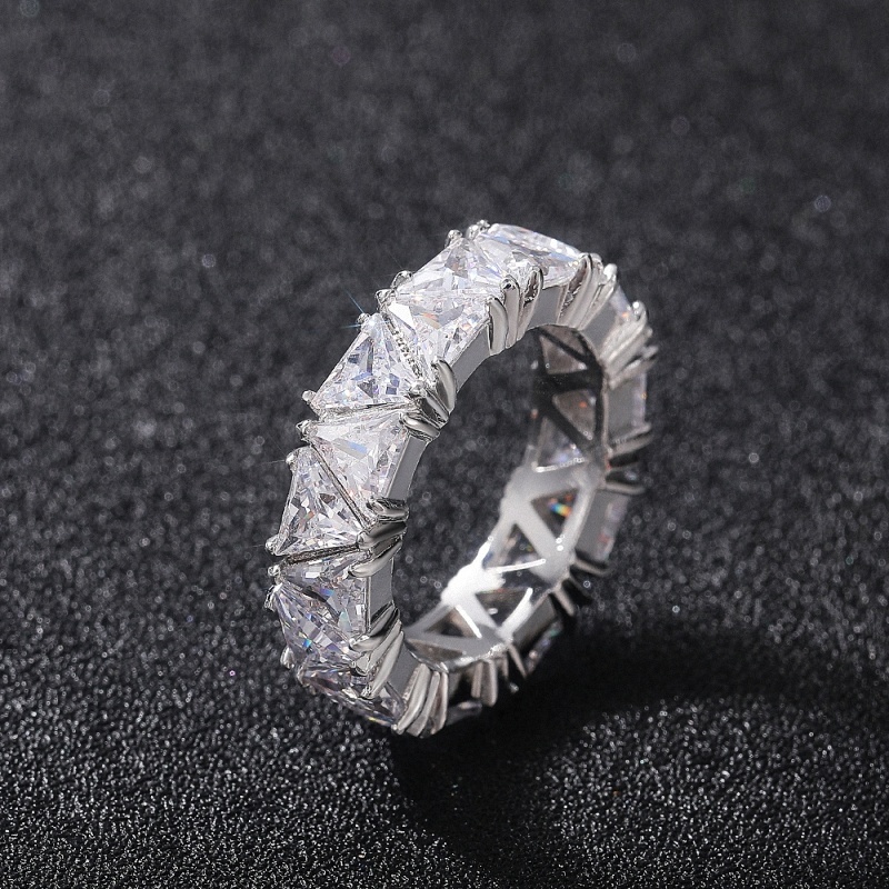 2.0ct Triangle Cut Zircon Eternity Band for Engagement