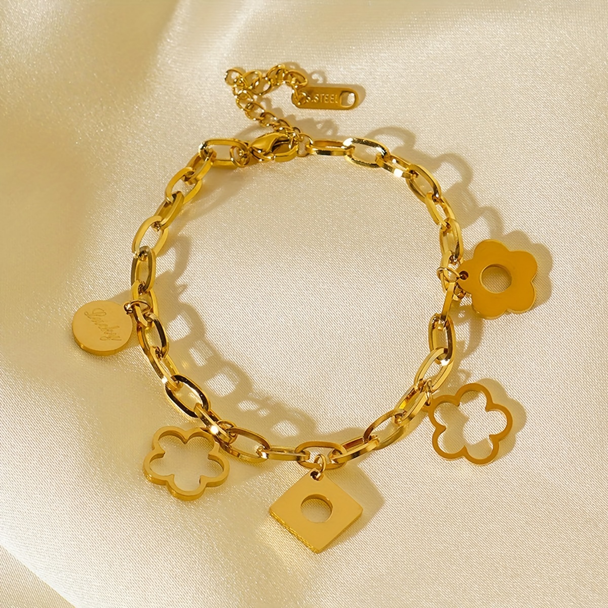 Flower Pendant Cuban Chain Bracelet Elegant Hand Chain Jewelry For