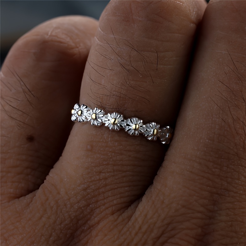 Dainty Flower 925 Sterling Silver Engagement Ring