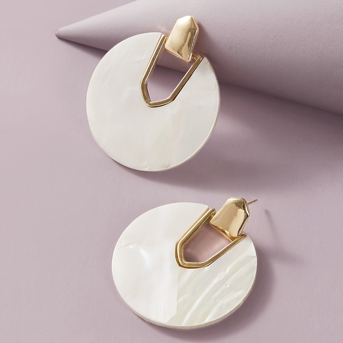 

Round Shape Shell Dangle Earrings Simple Vacation Style Trendy Holiday Ear Ornaments Female Gift