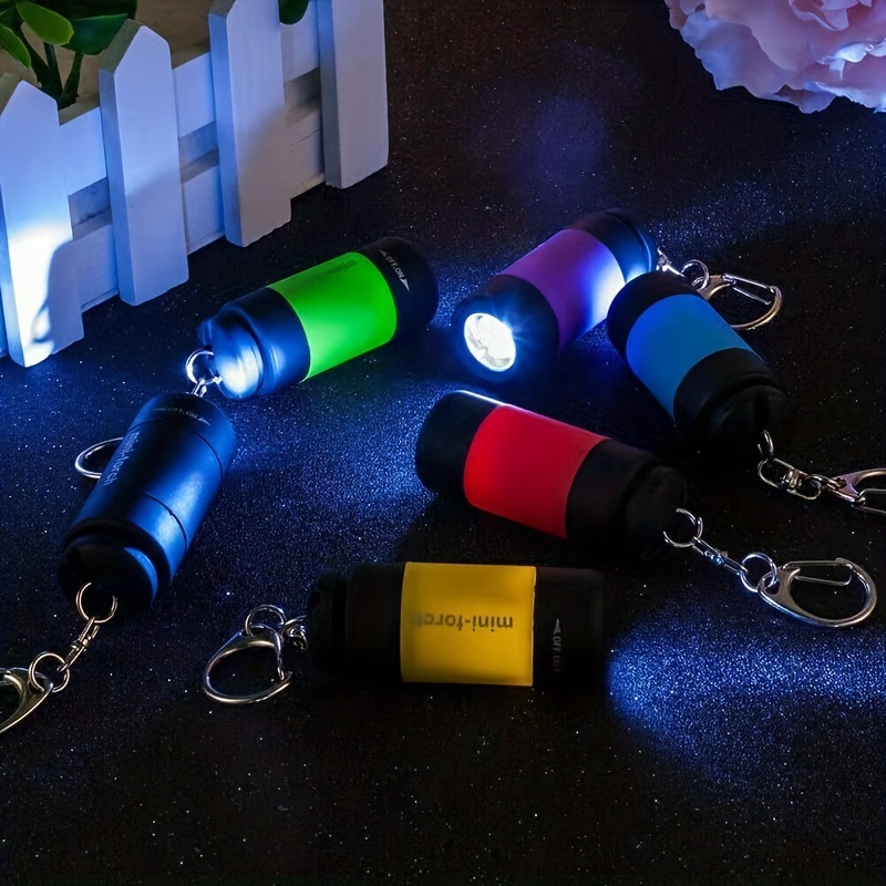 Lampe de poche - Multifonctionnel - Mini - Très lumineux - Pratique -  Porte-clés - 800