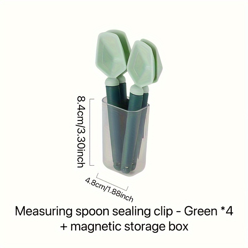 4-inch Green Plastic Scoop