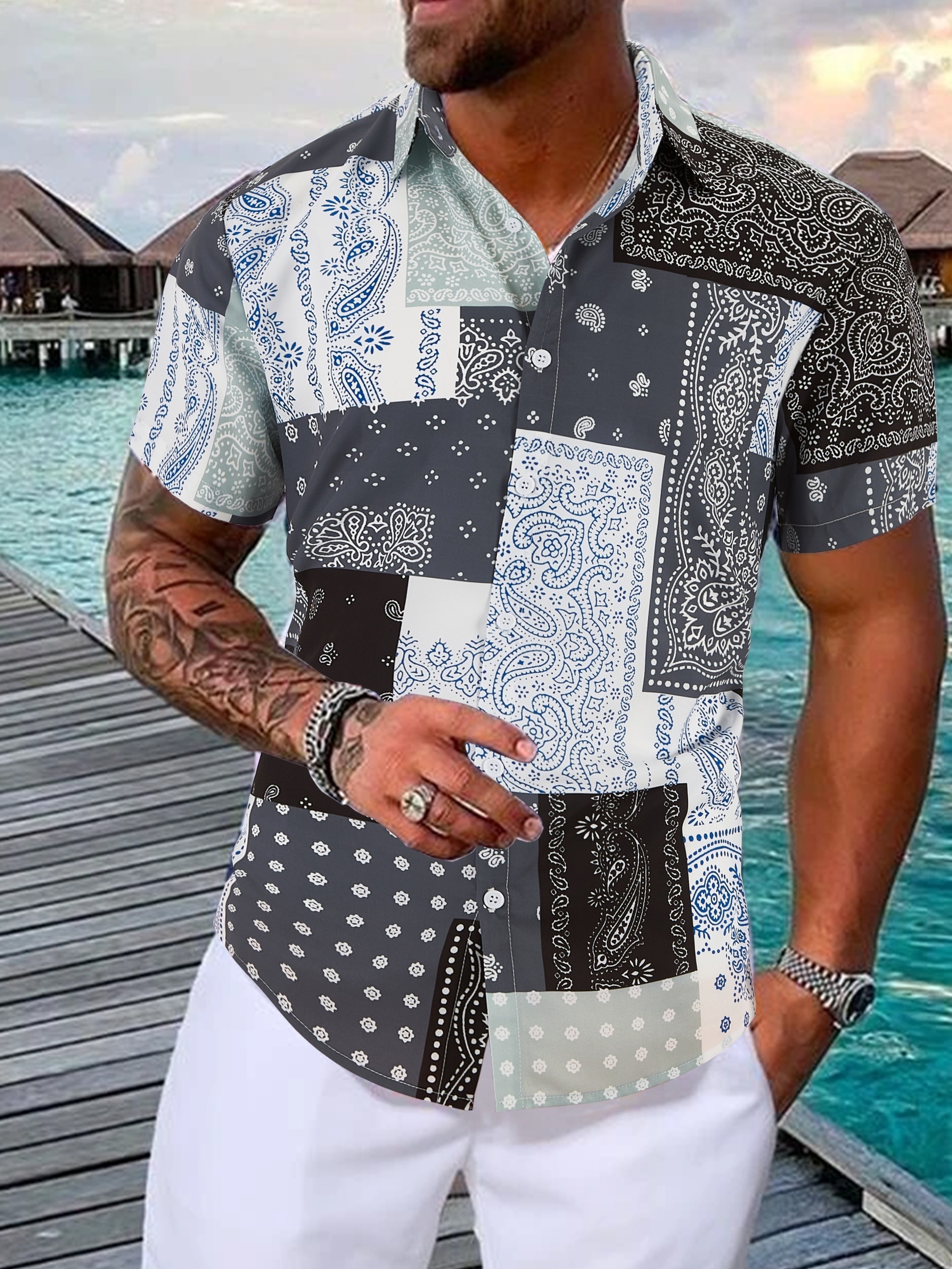 トレンディなペイズリー柄メンズカラーブロック半袖ラペルシャツ、メンズボヘミアンスタイルボタンアップトップス夏休み用