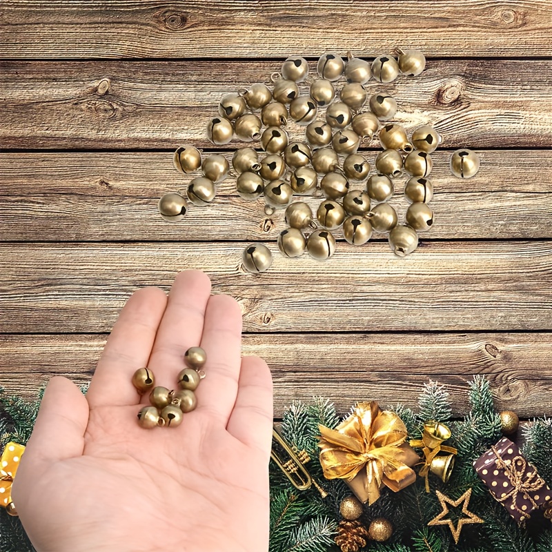 50pcs Jingle Bells 3/8 Small Craft Bells 10mm Decorative Bells Suitable  For DIY Bracelet Anklet Necklace Weaving Wedding Holiday Home Christmas  (bron