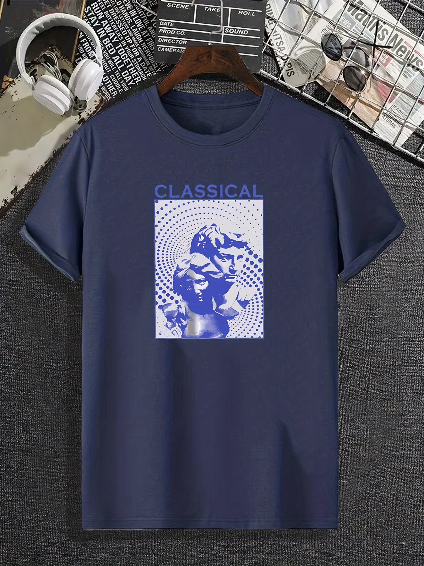 Men's Classic Statue Graphic T-shirt - Comfortable And Stylish
