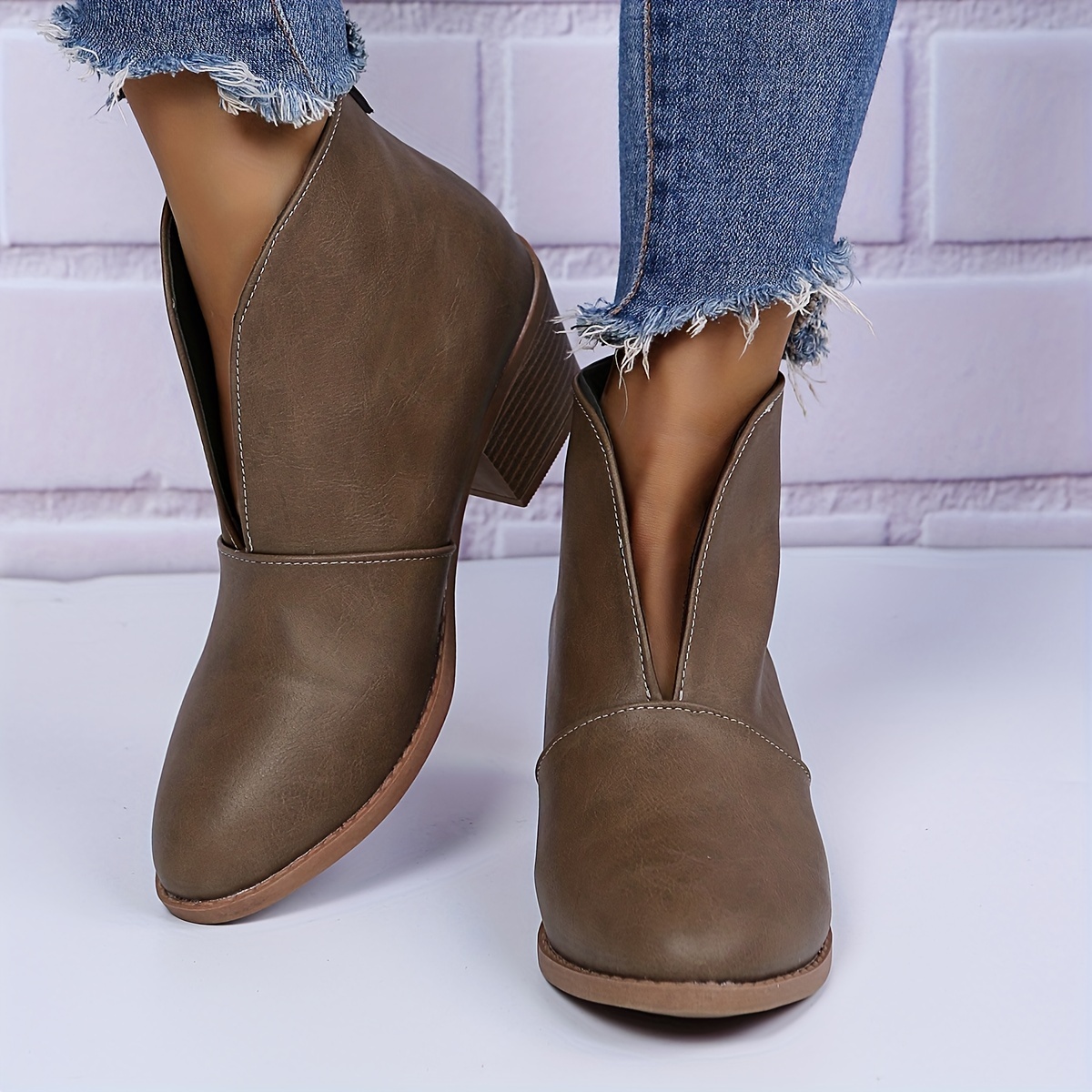 V sale front booties