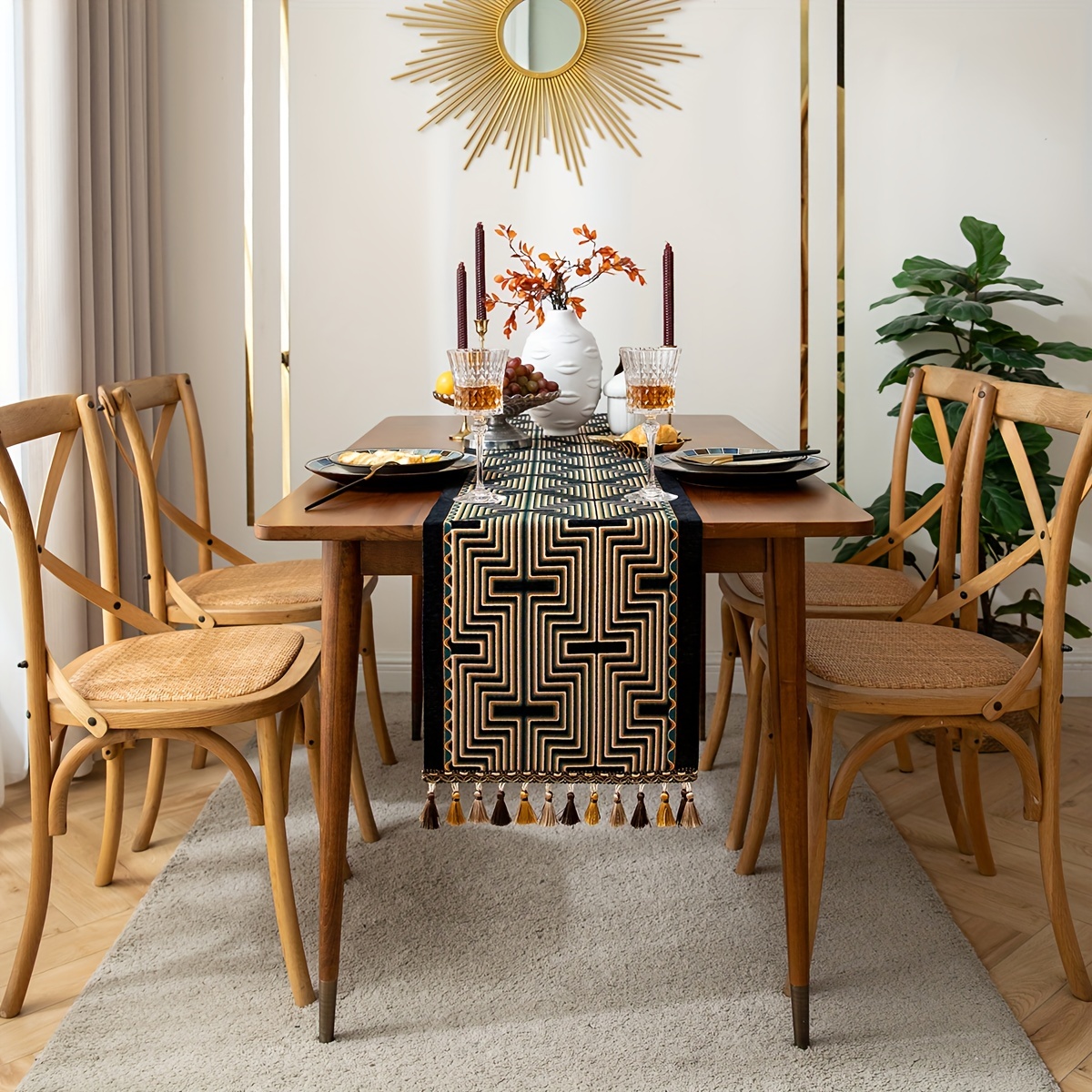 Polyester Table Runner Gold Paperback Jacquard Geometric Tassel Table Cover