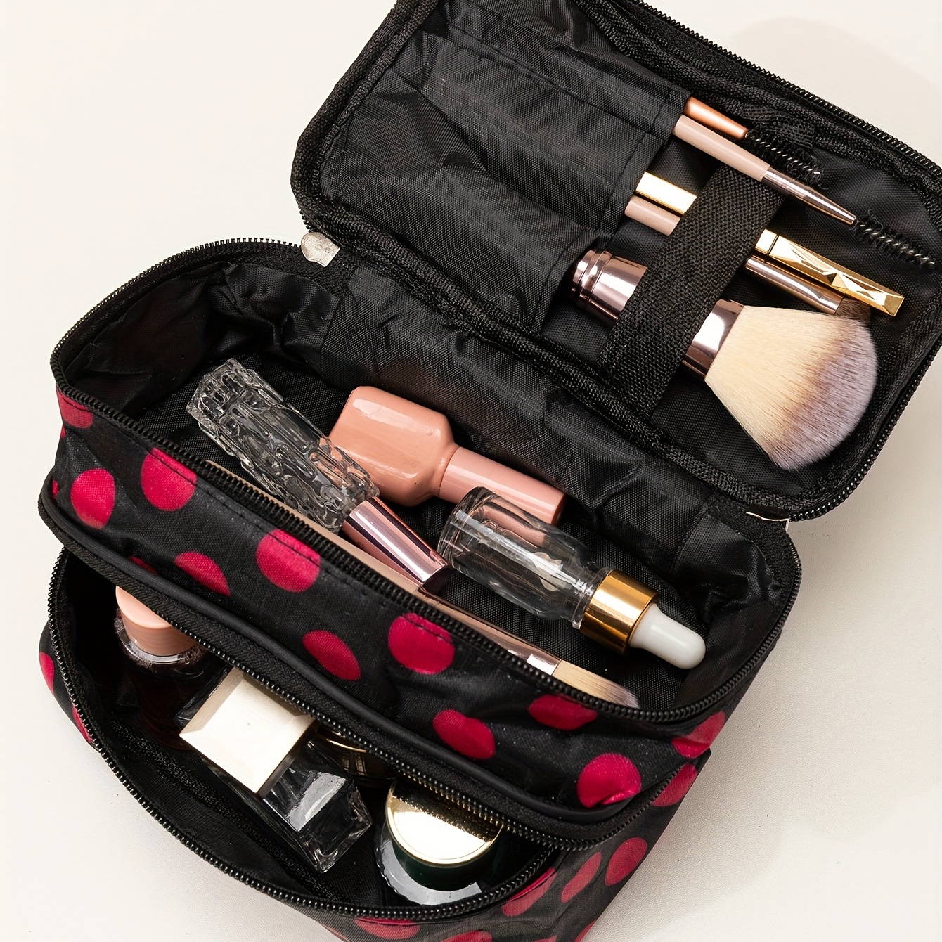 COSMETIC TRAVEL BAG – FACTORY VIBES