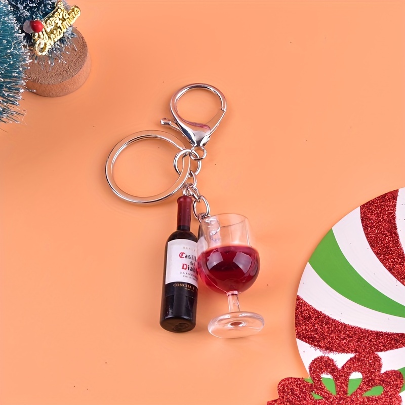 1pc Cartoon Cute Mini Beverage Charm Keychain, Stylish Drinking Bottle Keychain, Creative Car Bag Accessory, Fun and Practical for Men,Temu