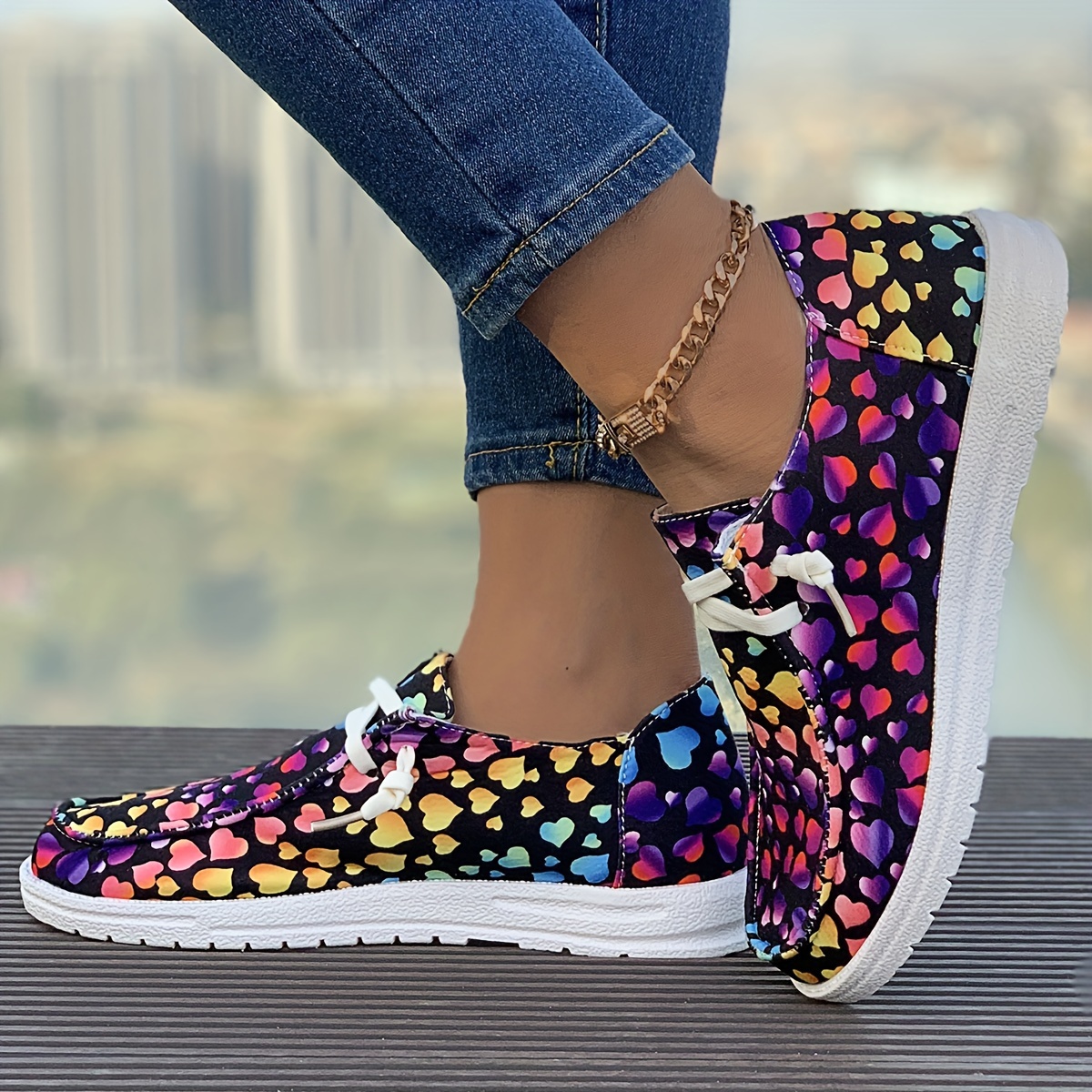 Women's Heart Pattern Skate Shoes Lace-up Loafers