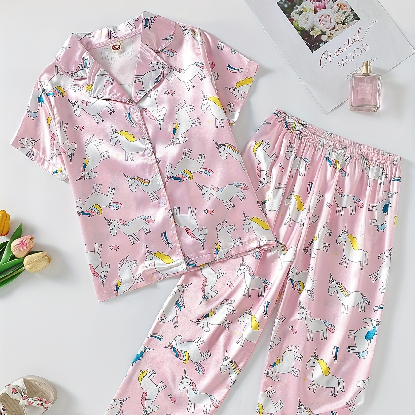 

2pcs Girls Comfortable Pajamas Outfit Cute Rainbow Unicorn Graphic Button Short Sleeve Top & Elastic Waist Pants Sleepwear Loungewear Set Kids Summer Clothes