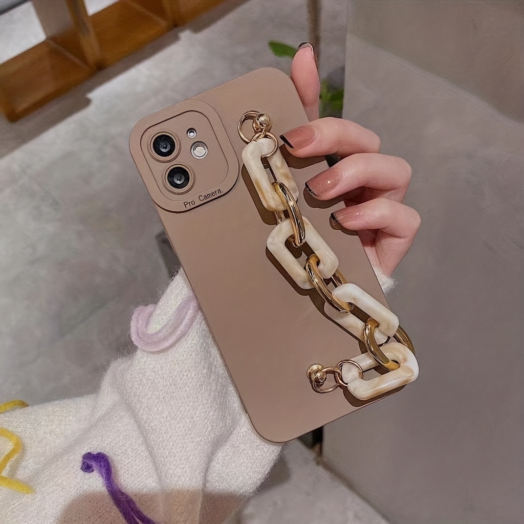 louis vuitton phone case with chain