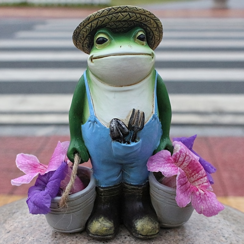 Haitianhome St. Patricks Day Frog Statue Garden Decor, Resin 2 Frogs on  Stone Figurine for Indoor Outdoor Decoration Sculpture Gardening Gift