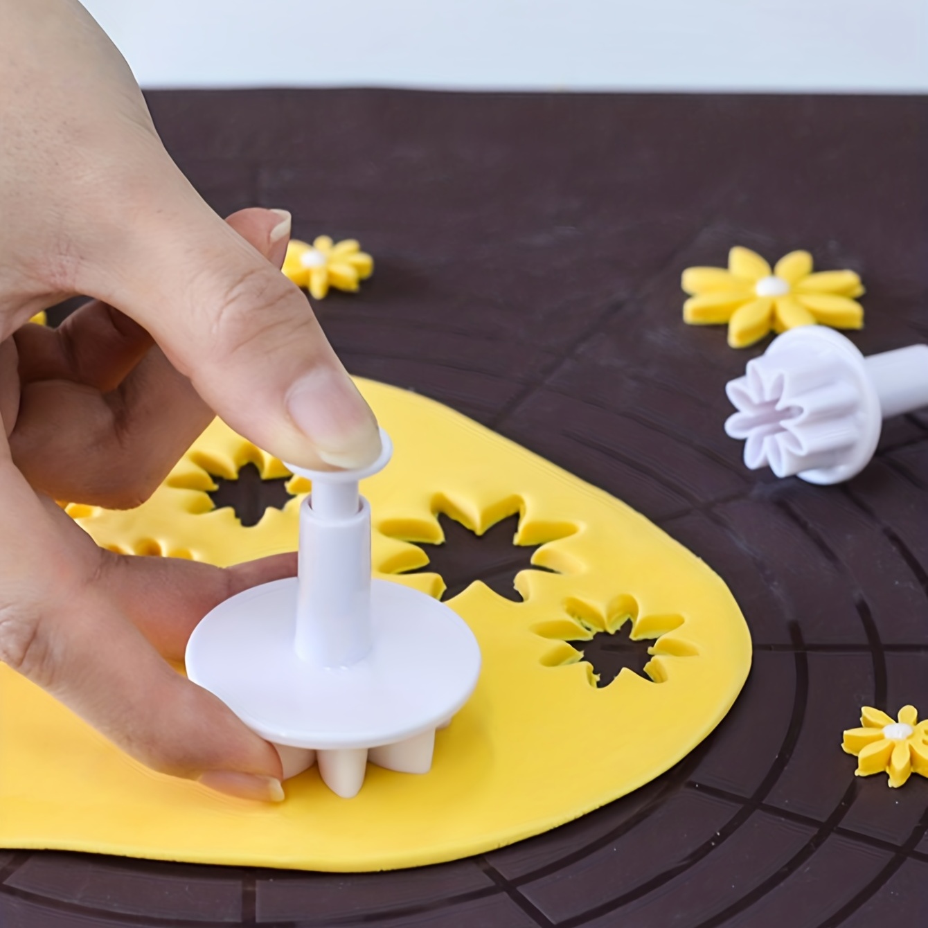 Mini Flower Cookie Plunger Cutters Plum Fondant - Temu