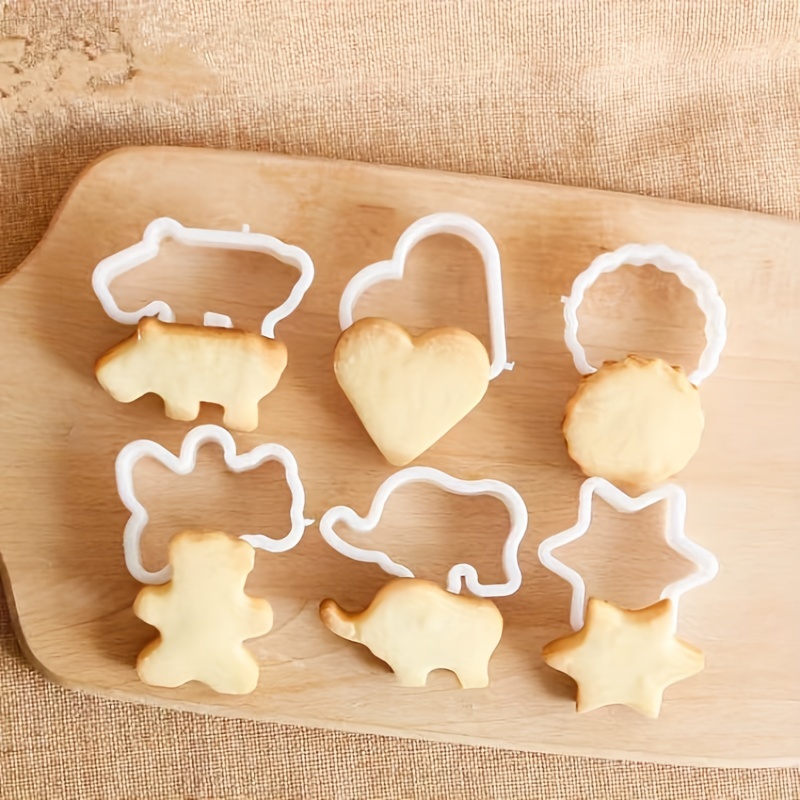 6Pcs/set Kitchen Tool Biscuit Cutters Animal Shaped Plastic Cookie Pastry  Fondant Moulds Biscuit Mold For