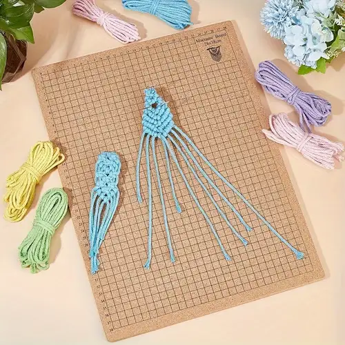 Macrame Board Portable with Grids Reusable Wooden Macrame Separator Tool