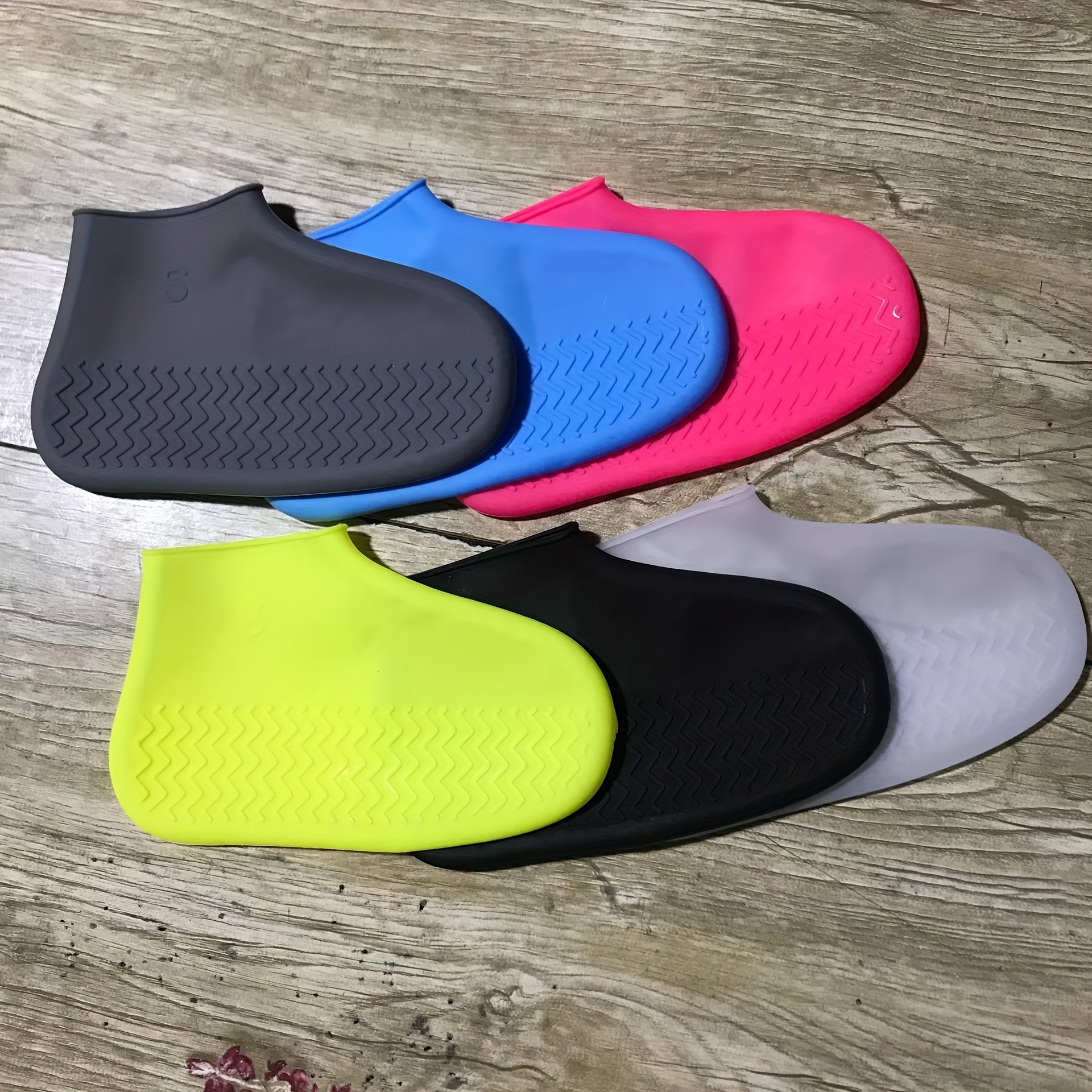 Fundas para zapatos de lluvia, 10 piezas desechables impermeables para  zapatos silicona antideslizante a prueba de polvo protector de zapatos  cubrezapatos elásticos para al aire libre(M negro) : : Moda