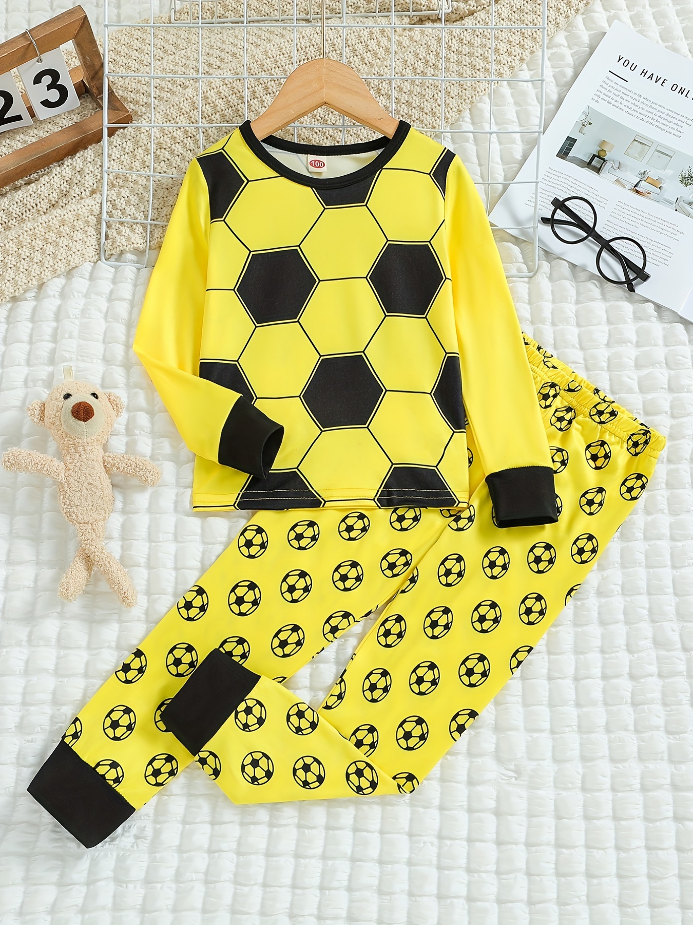Conjunto de pijama de pelito estampado fútbol