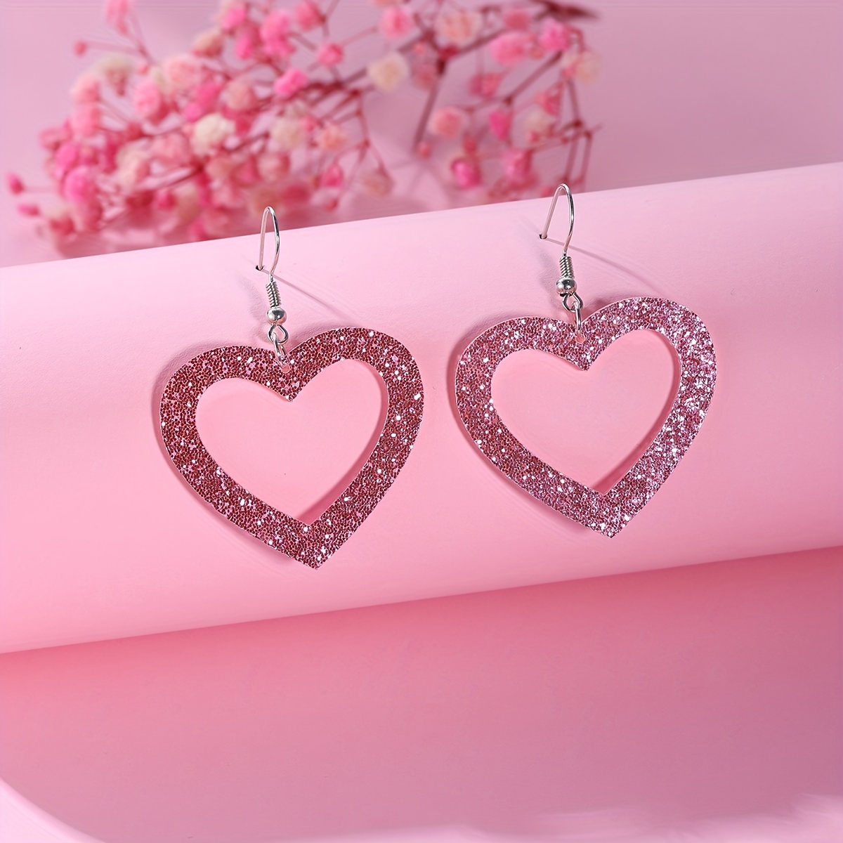 Dangle/drop heart earrings Valentines Day. Red envelope with pink heart.