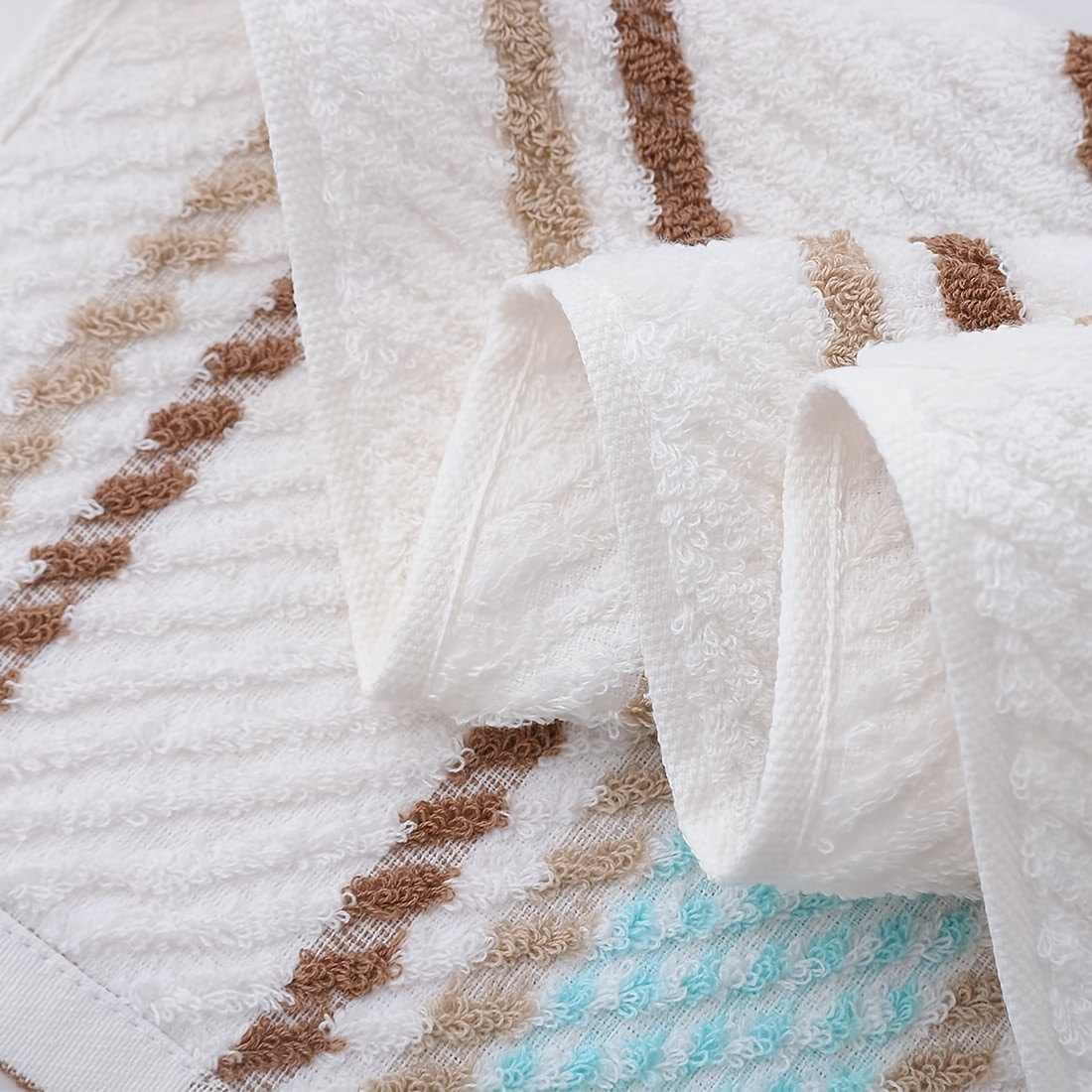 Bath Towels: Patterned, Decorative & Striped