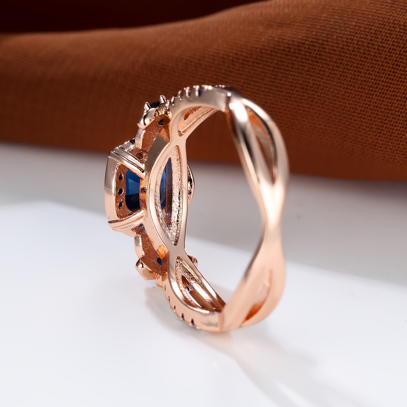Retro September Birthstone Sapphire Round Zircon Ring