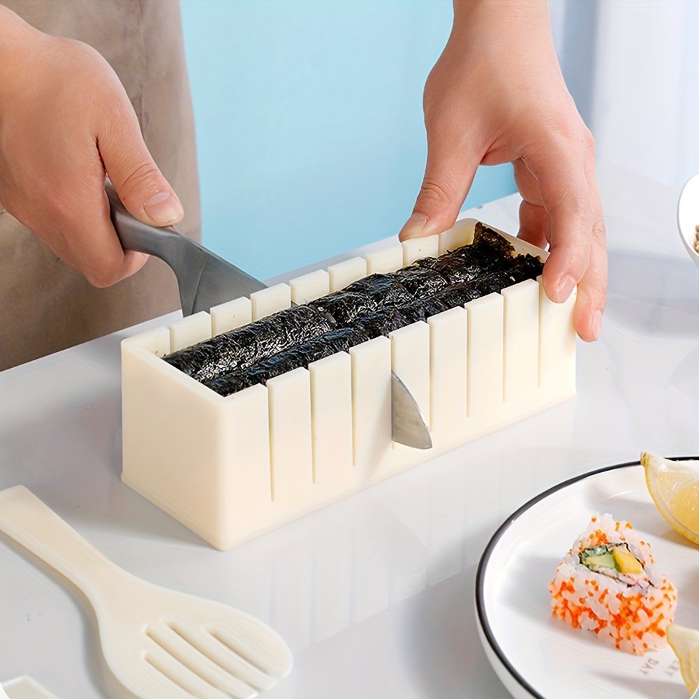 Sushi Making Kit - Rolo de Sushi de Silicone com Pás de Arroz, Cortador de  Rolo e Livro de Receitas, Kit de Sushi DIY completo para o rolo de sushi  perfeito 