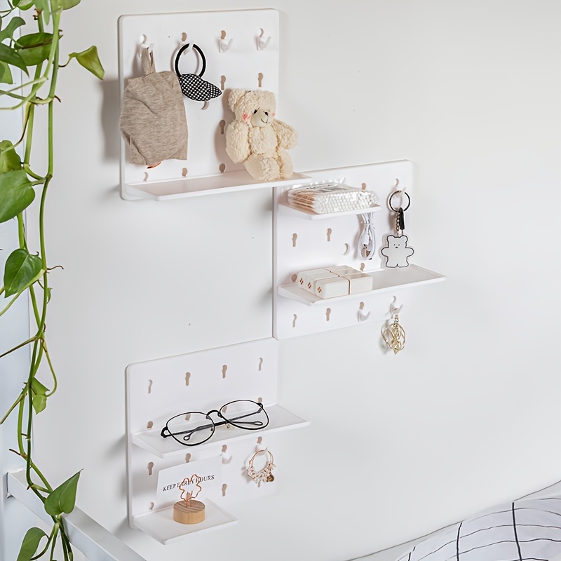 Get Organized with Punch-Free Pastel Hooks: Stylish, Space-Saving Solutions
