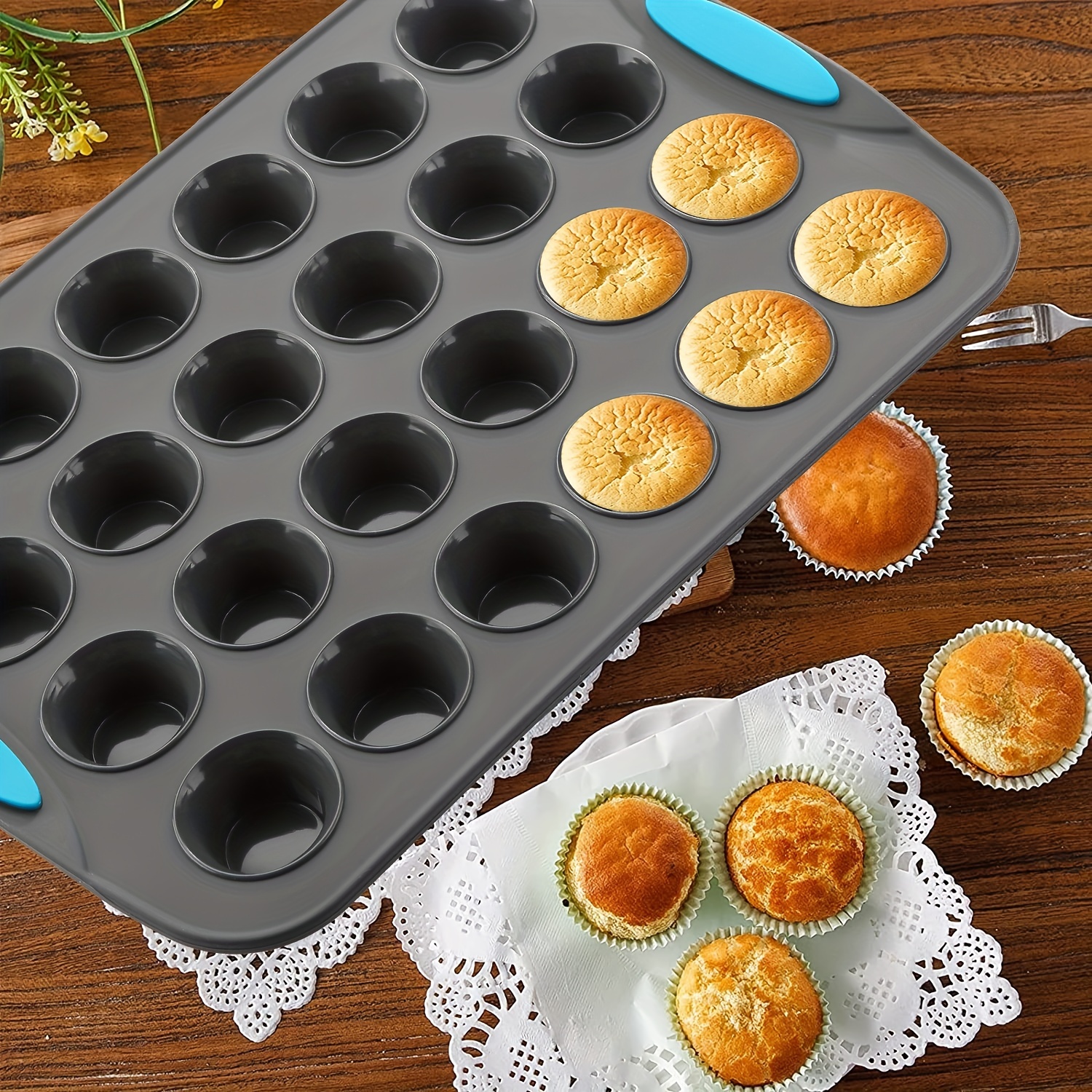 12 Cups Iron Non-stick Muffin Pan Metal Cupcake Baking Tray Mini Size