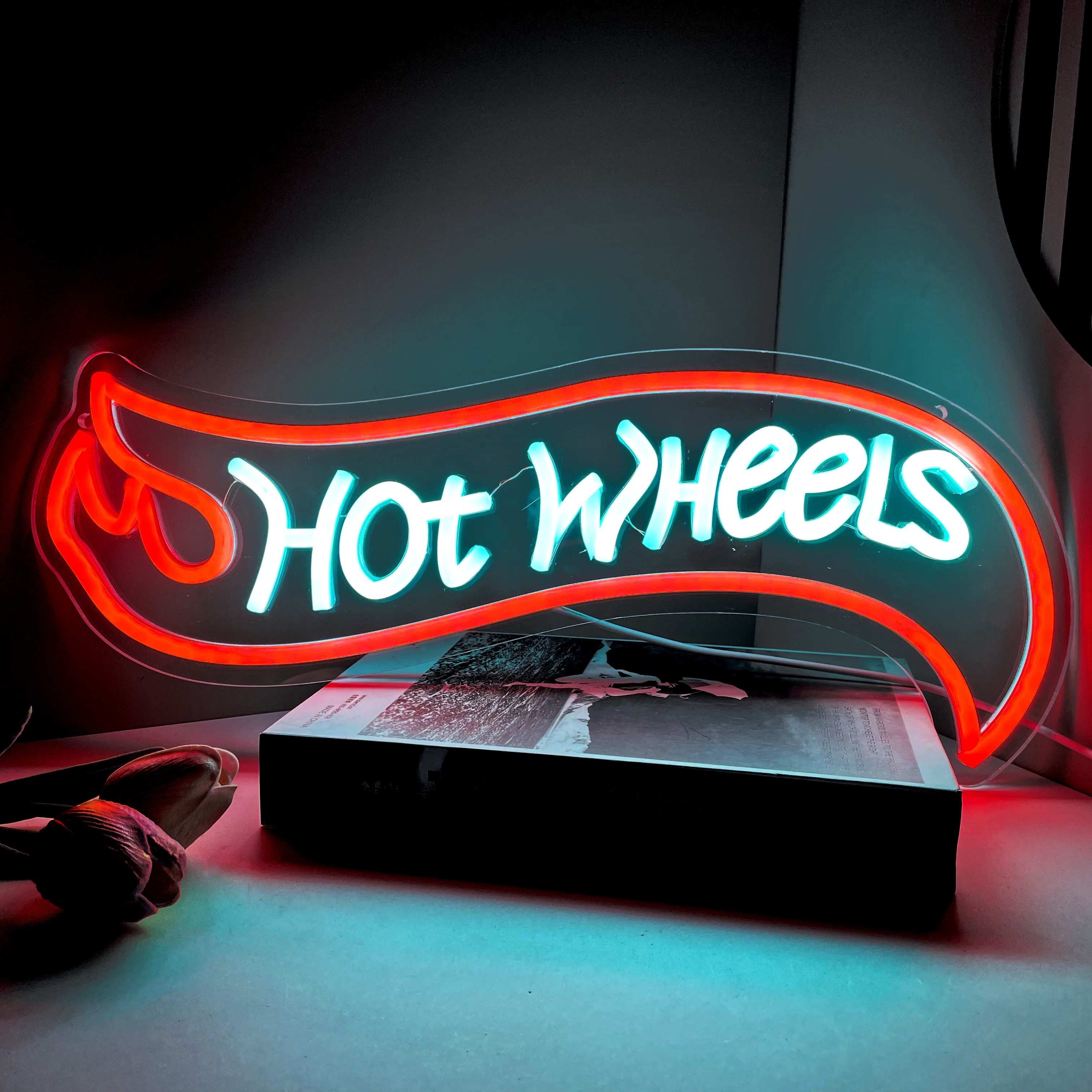  Open Road Brands Mattel Hot Wheels Flame Logo Metal Sign -  Large Hot Wheels Sign for Kids' Bedroom, Man Cave or Garage : Home & Kitchen