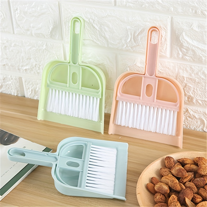 Mini Desktop Sweeping Cleaning Brush Small Cleaning Brush And