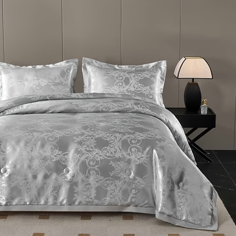 Luxury Duvet Covers & Comforters