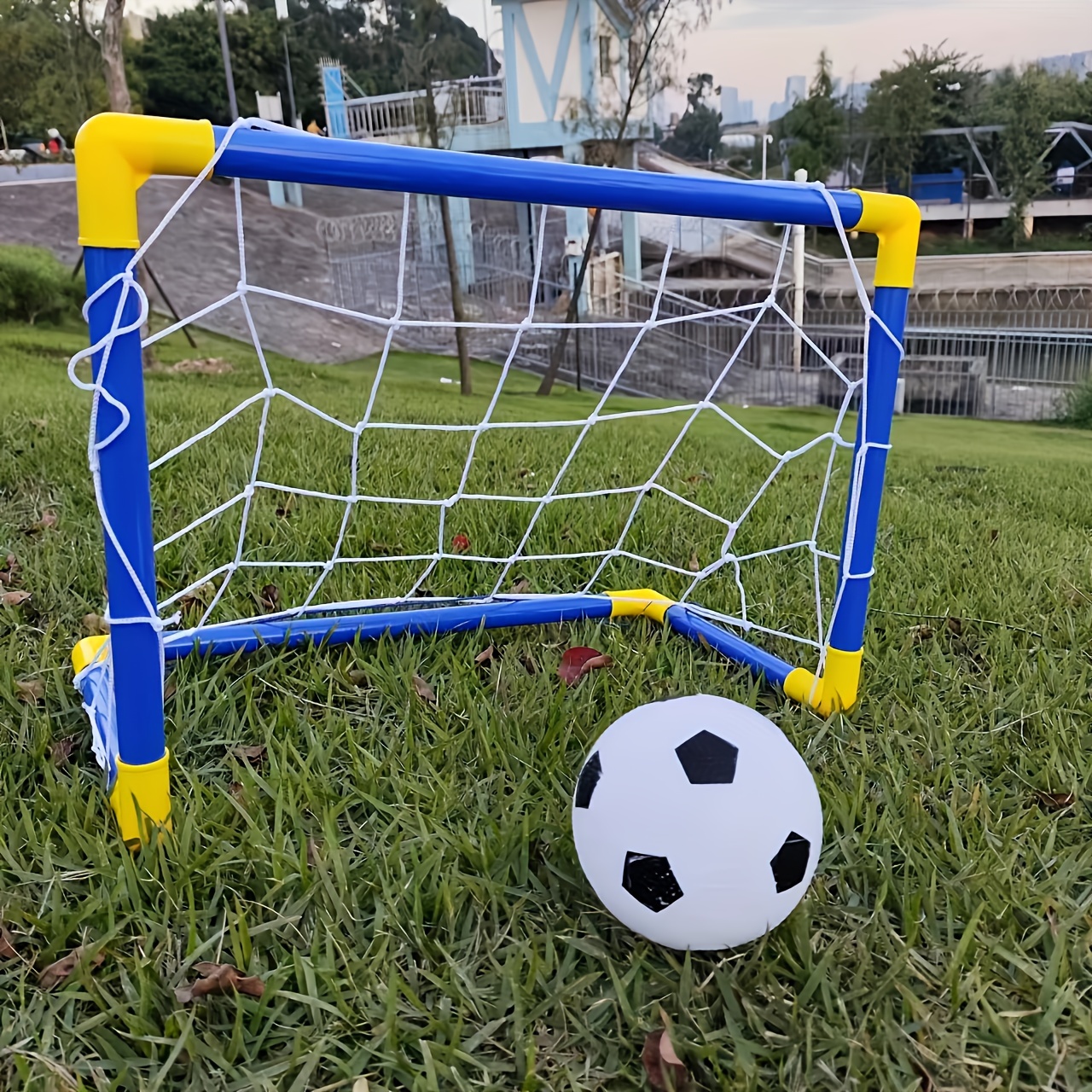 Porteria De Futbol Para Niños De Plastico Con Balon Y Bomba