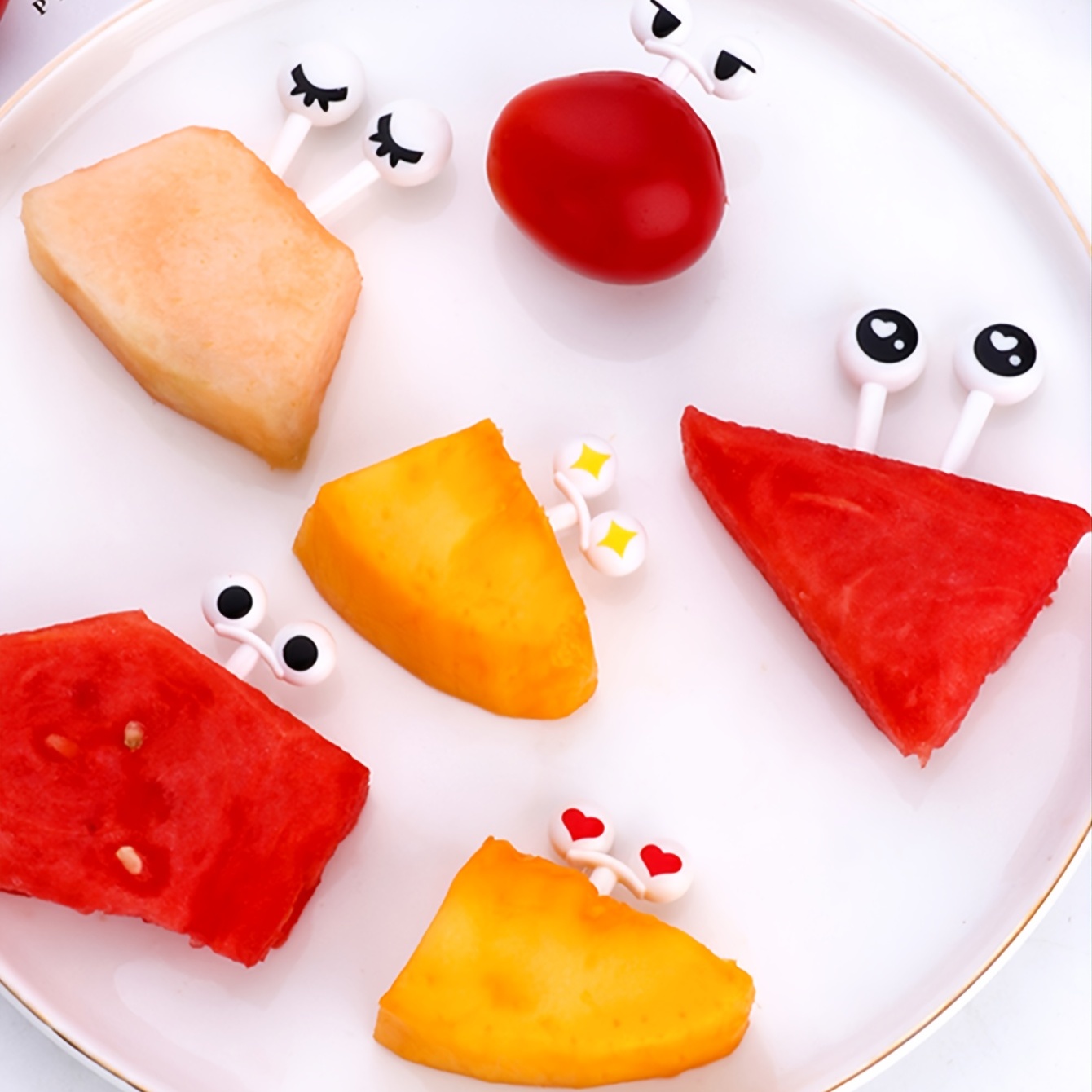 6 PCS/Set Bee Lovely Cartoon Animal Food Fruit Forks Snack Dessert