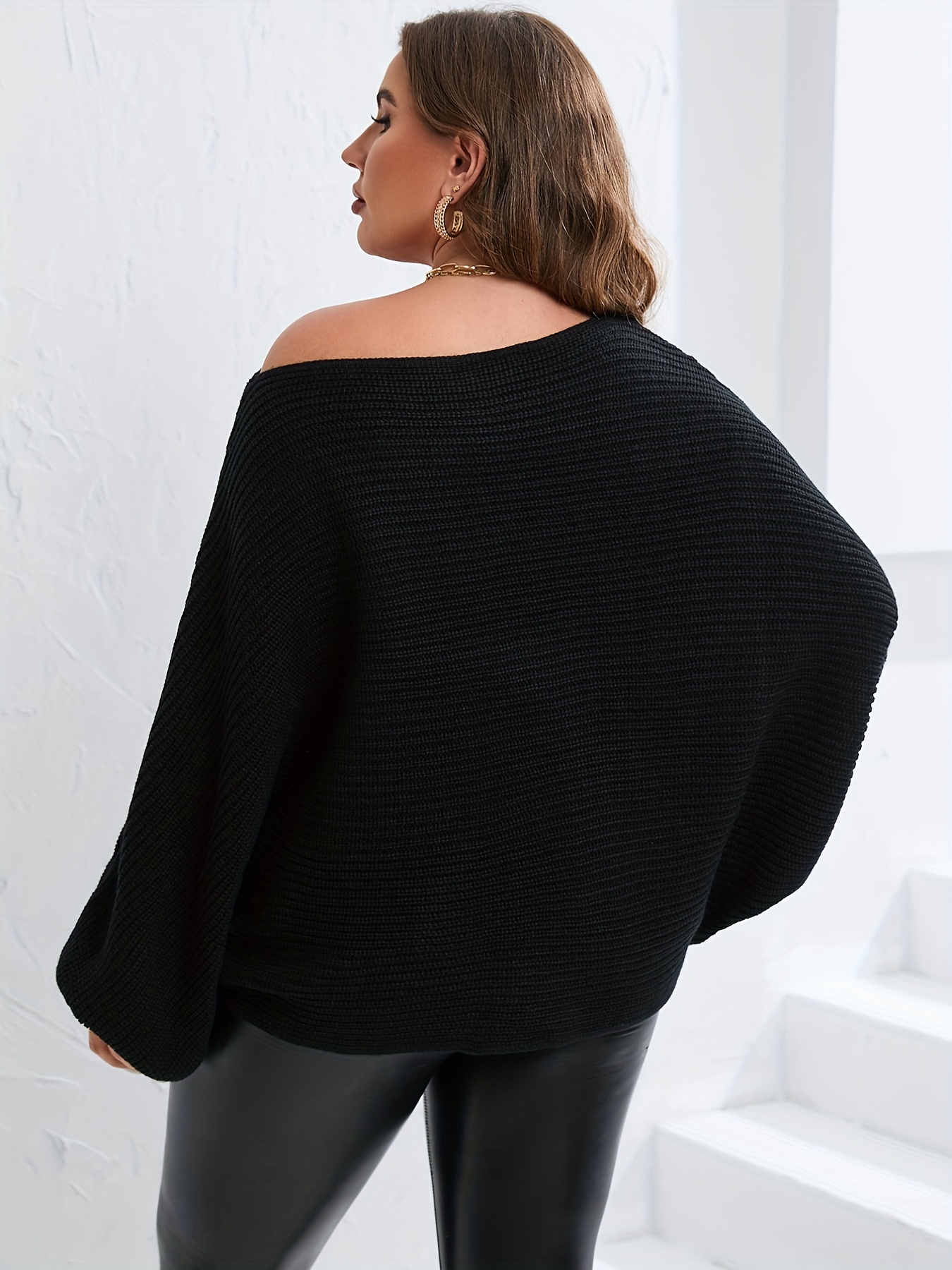 Sugorky - Off-Shoulder Oversized Sweater / Leggings