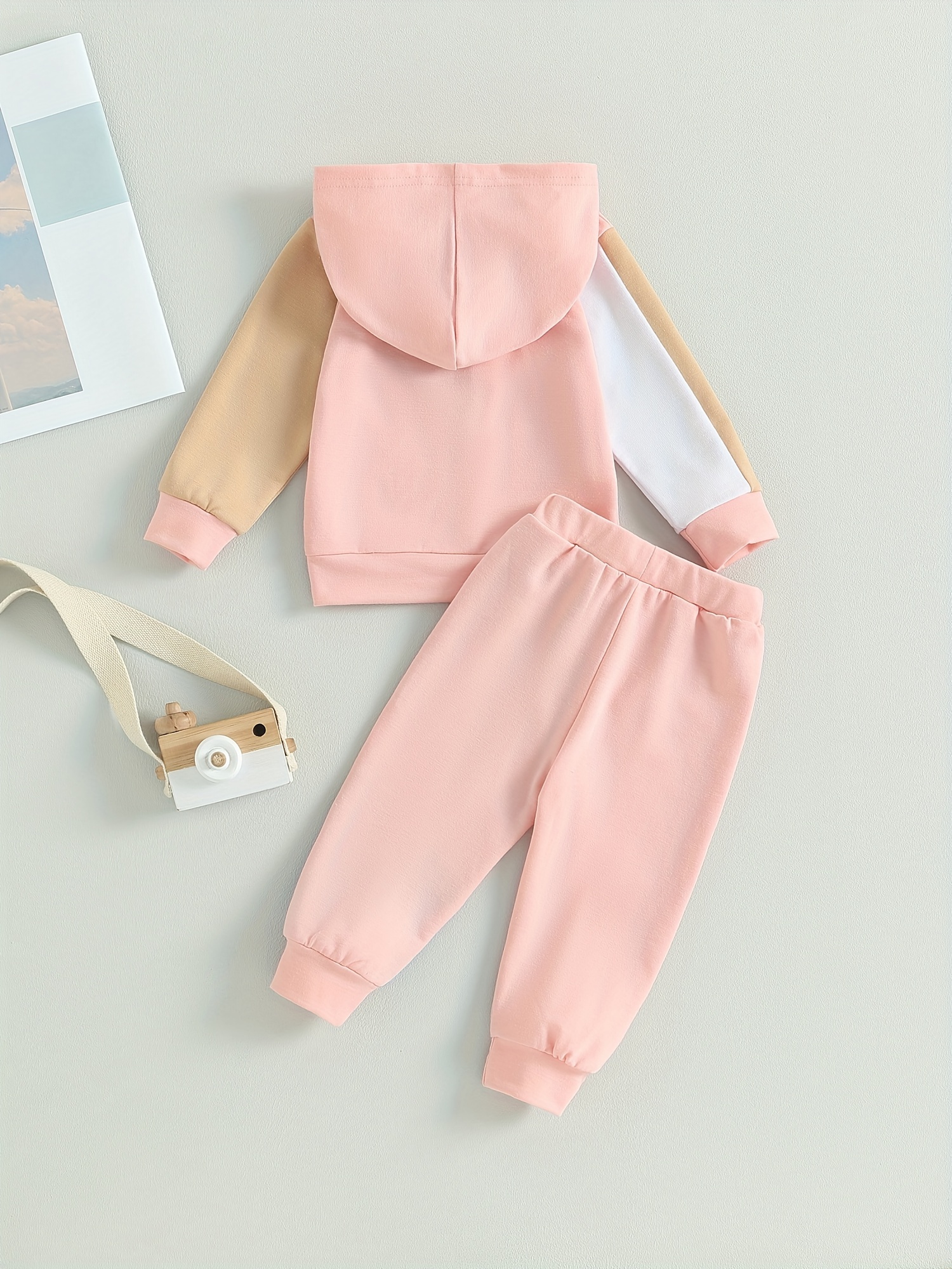 Toddler 2024 pink sweatsuit