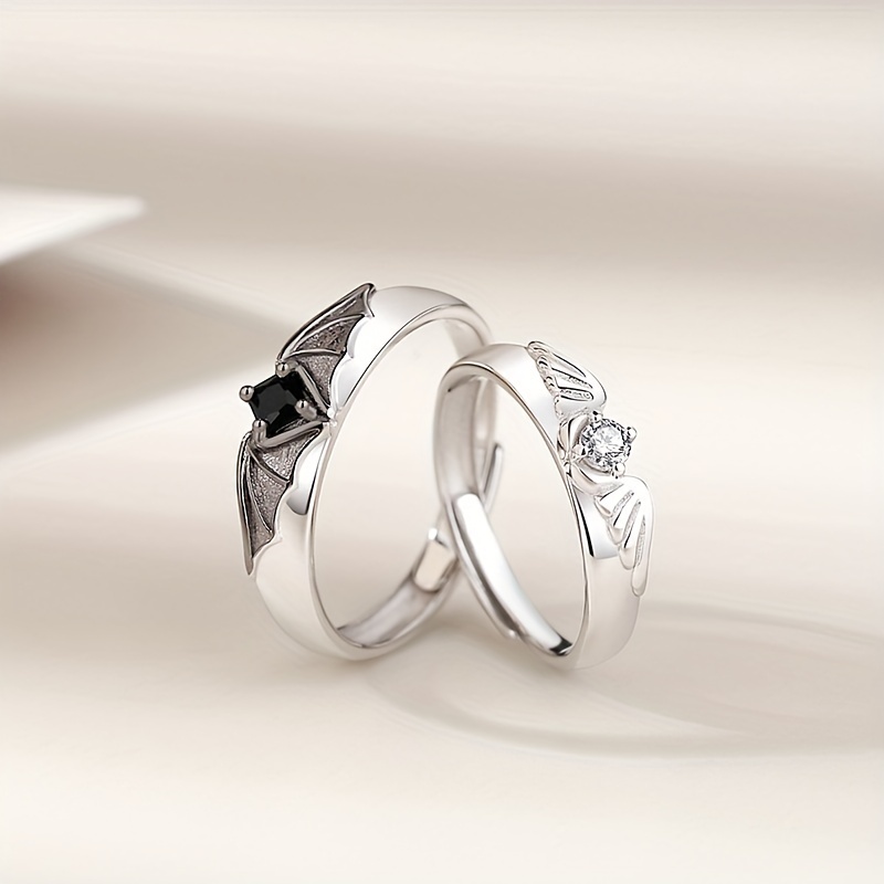 Vintage Couple Ring with Rhinestone Inlay