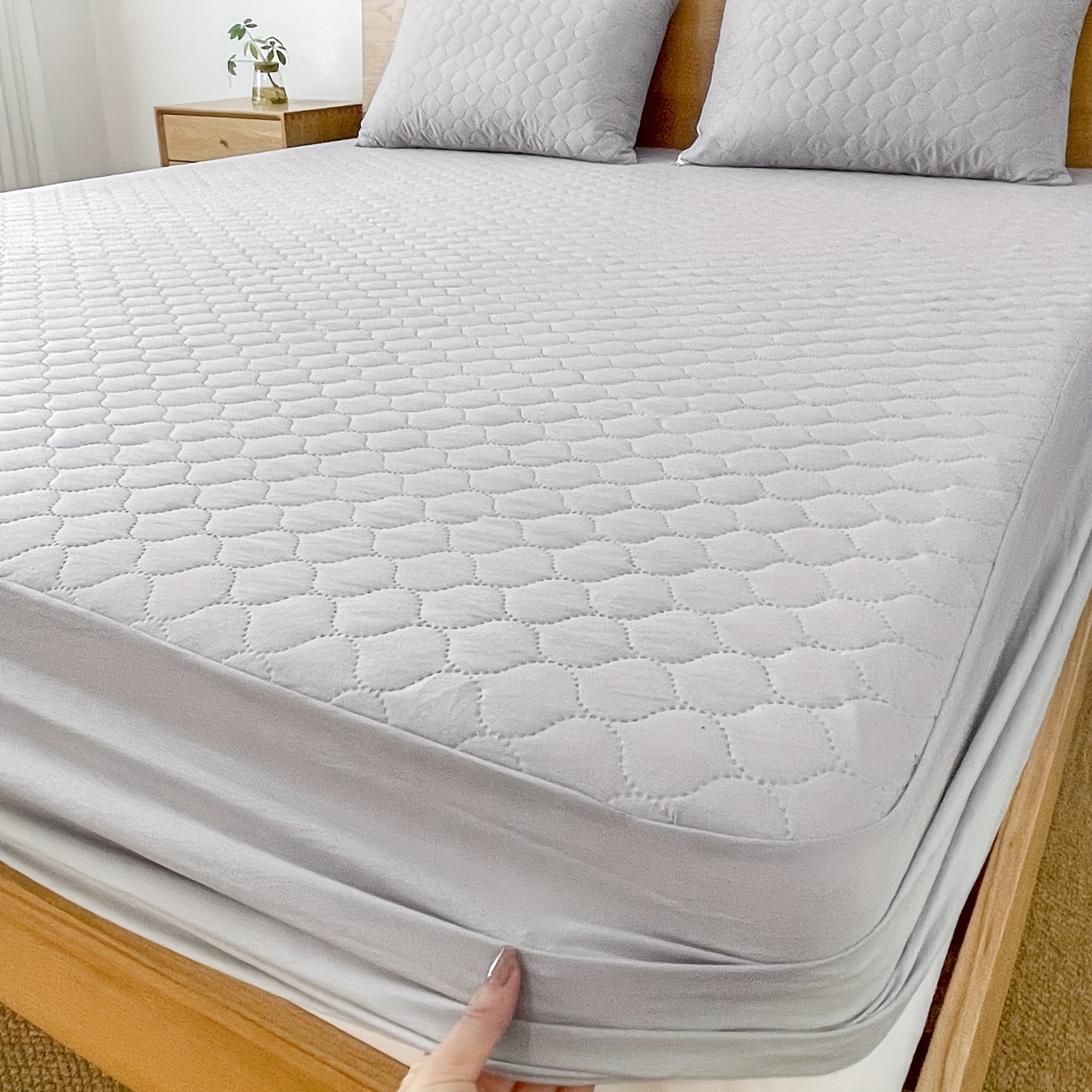 Safest Waterproof Mattress Protector Set - Protects Against Urine And Dust Mattress  Cover For Bedroom - Soft And Breathable Bedding Set, 1 Mattress Protector  +2 Pillowcases Without Core, For Bedroom Guest Room