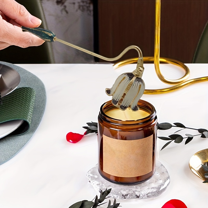 Tim&Lin Accesorio para apagador de velas doradas – Extintor de velas pulido  de acero inoxidable accesorio con mango largo – para apagar mechas de vela