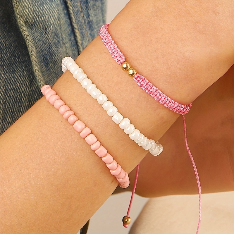 Bracelet DIY très simple réalisé avec cords et boutons - Bracelets
