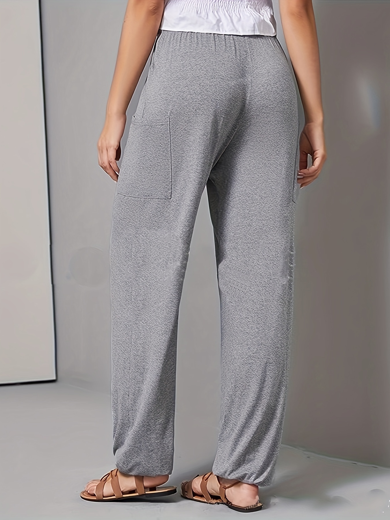 Women Grey Regular Fit Solid Casual Trousers