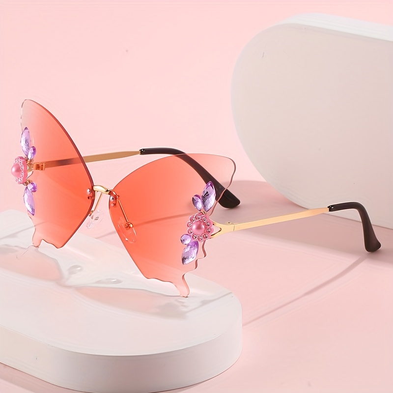 Novelty Frame Fashion Glasses