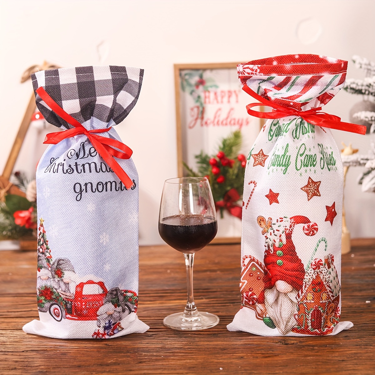 4pcs/Set Cartoon Gingerbread Man Pattern Plastic Bottle For New Year Drink,  With Scarf & Hat