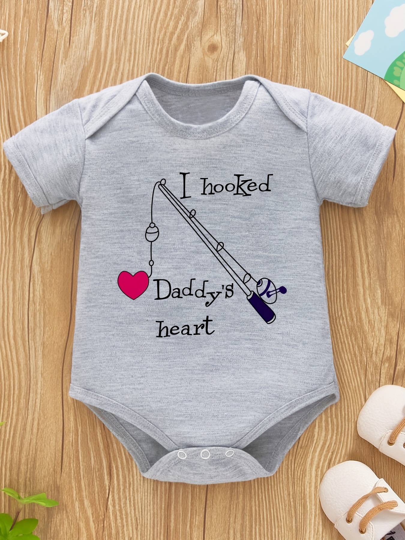 Baby Girls and Boys Cute I Hooked Daddy's Heart Short Sleeve Onesie Clothes, Christmas Gifts,Temu