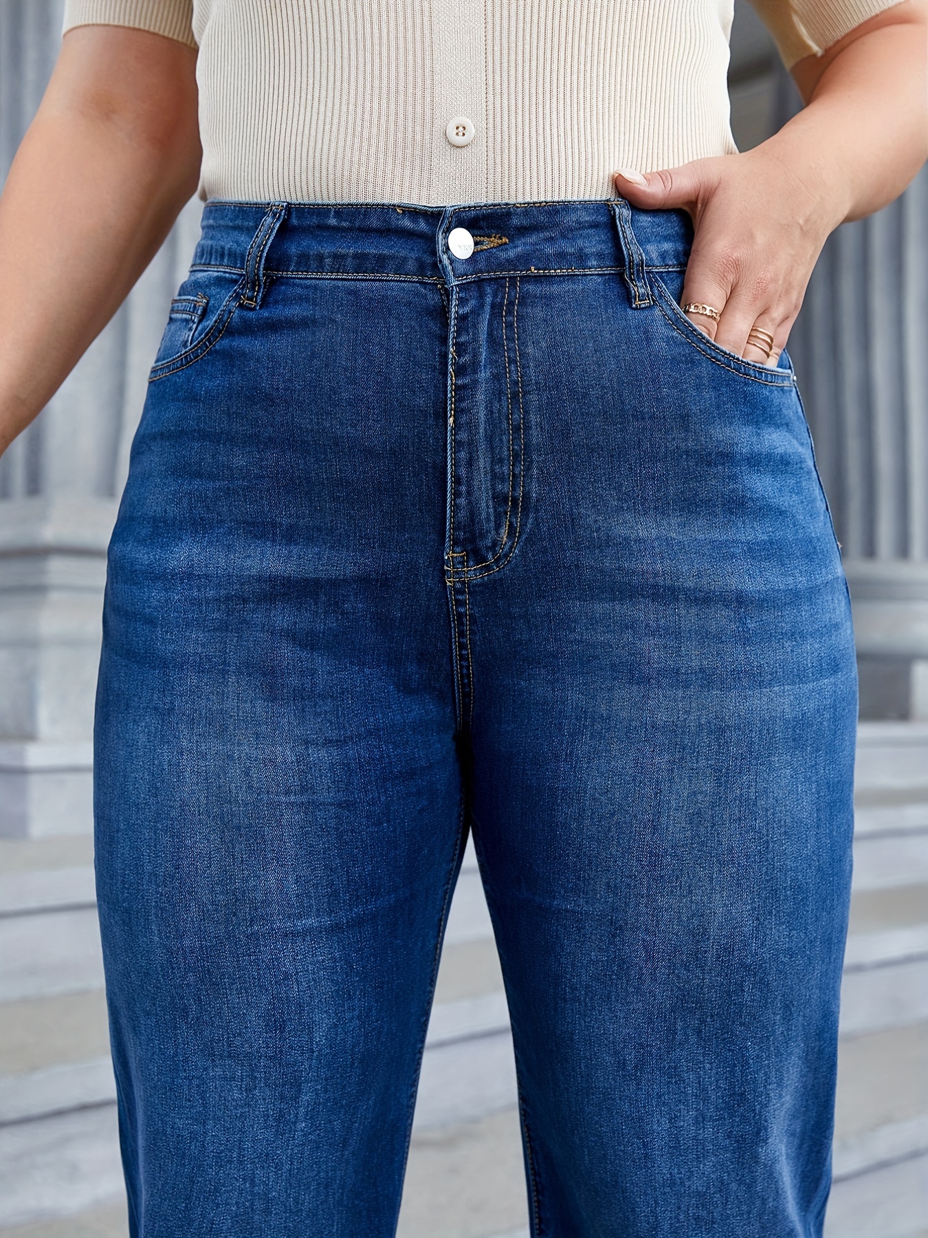 High Waisted Mom Women's Jeans (plus Size) - Medium Wash