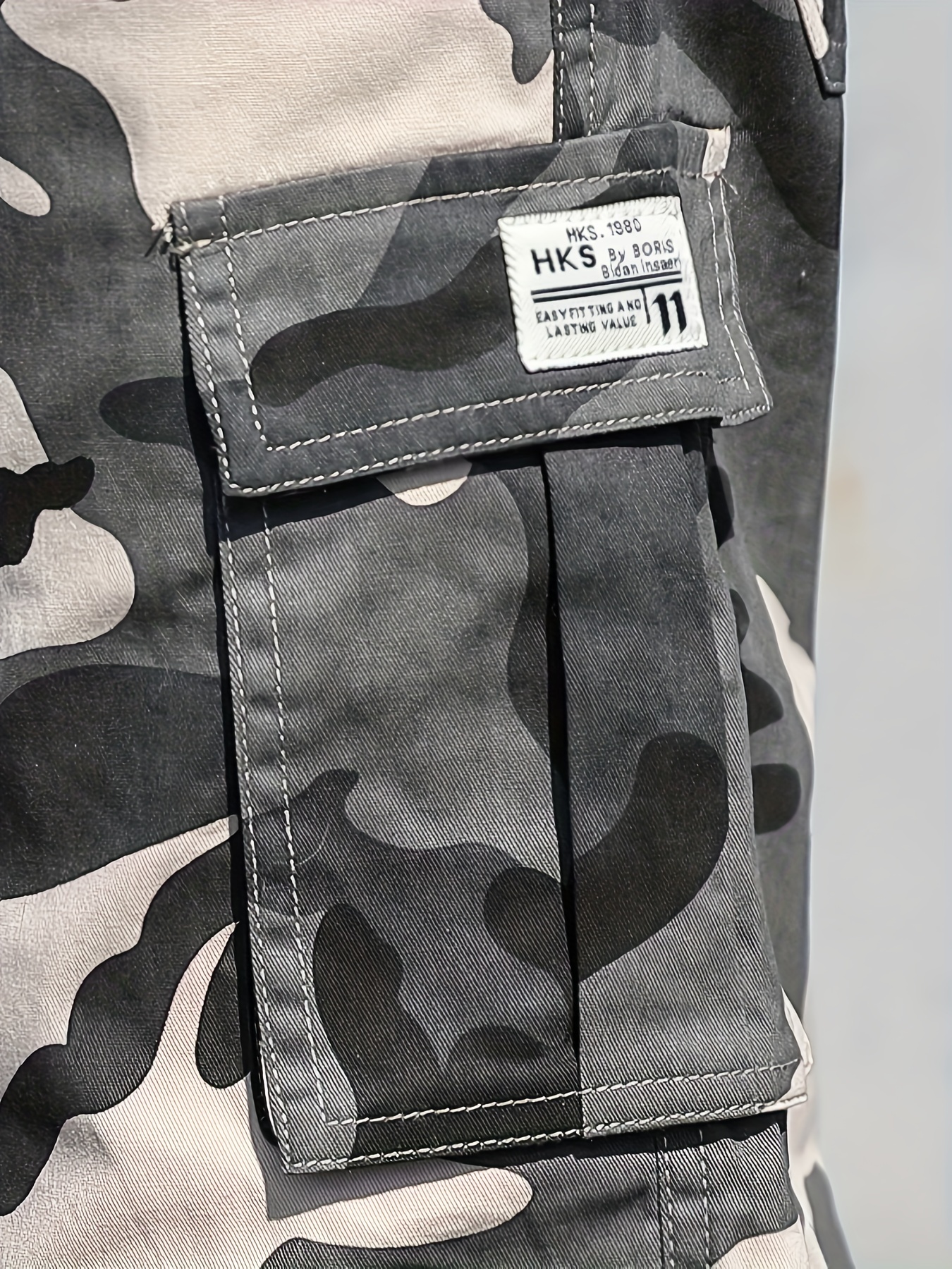 Grey camouflage hot sale cargo shorts