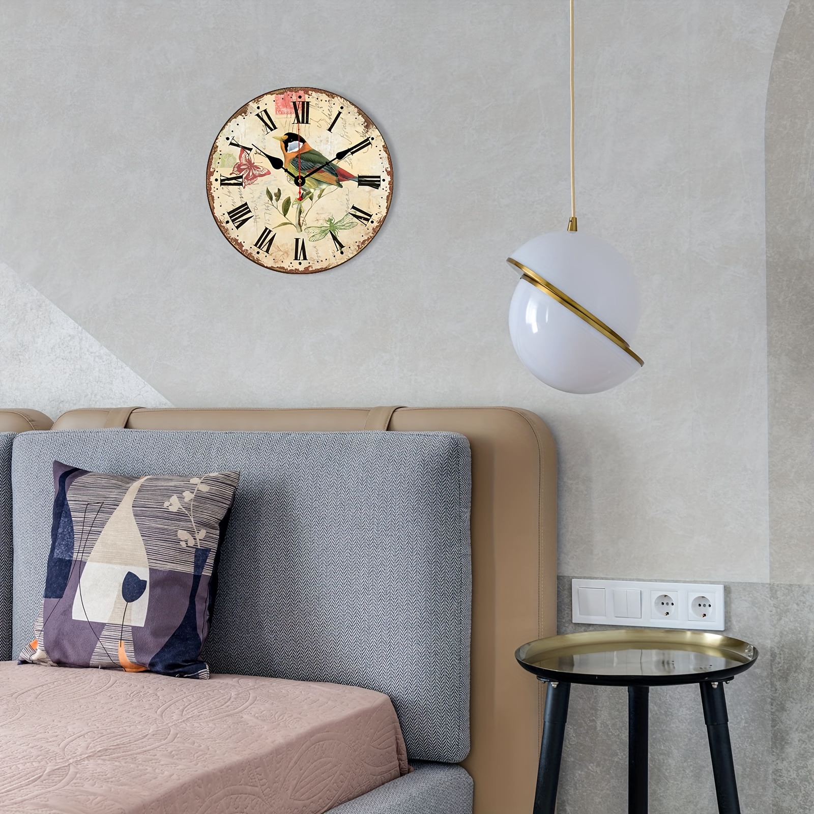 1pc Silent Non-Ticking Colorful Bird Design Wall Clock Roman Numeral Clocks  Wooden Round Wall Clocks Battery Operated Decorative Clock For Kitchen Bed