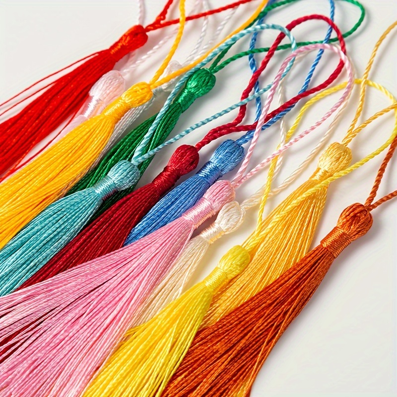 50pcs Tassels 8cm/3.1inches Long Polyester Pendant Craft Bookmark KeyChain  Tassels, Jewelry Making Key Chain Tassels, Graduation Mini Tassels,  Bookmarks Tassel(Shipped With Random Mixed Colors),DIY Materials