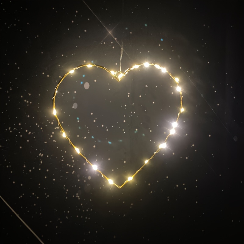 Lampada da appendere a forma di cuore, a forma di cuore, in ferro battuto,  a batteria, per San Valentino, matrimonio, camera da letto, decorazione (B)  : : Illuminazione